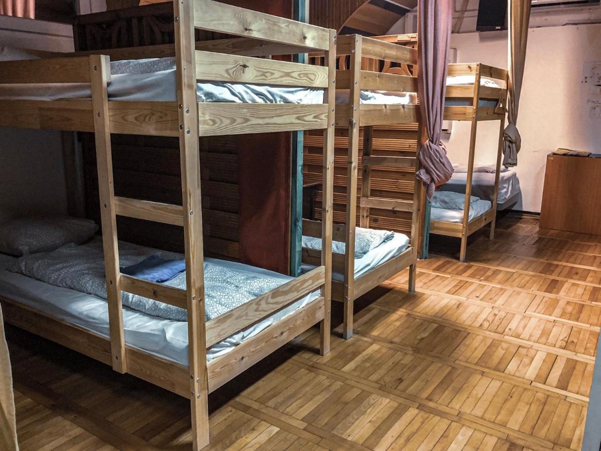Whole Basement Former Pub For Stag Do, Bachelor House Party Flat Βουδαπέστη Εξωτερικό φωτογραφία