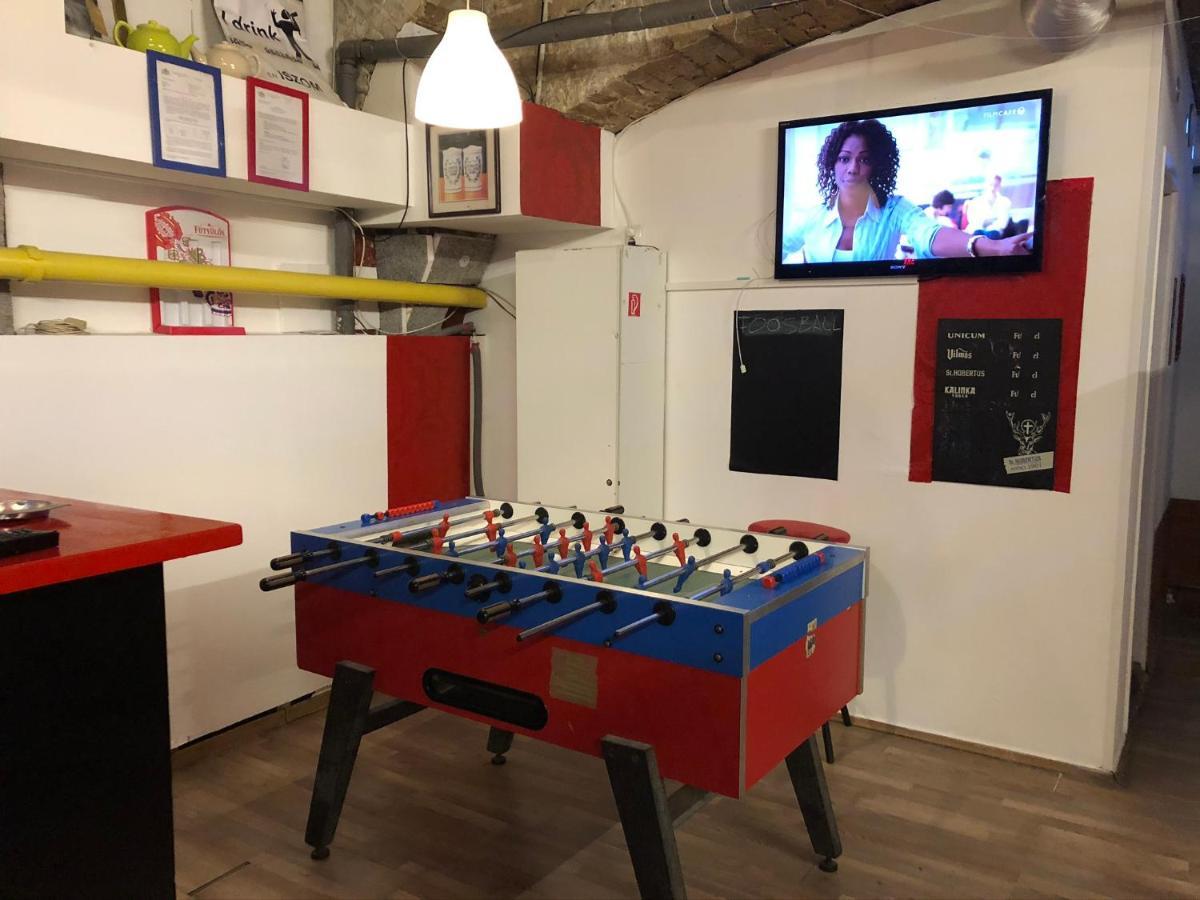 Whole Basement Former Pub For Stag Do, Bachelor House Party Flat Βουδαπέστη Εξωτερικό φωτογραφία