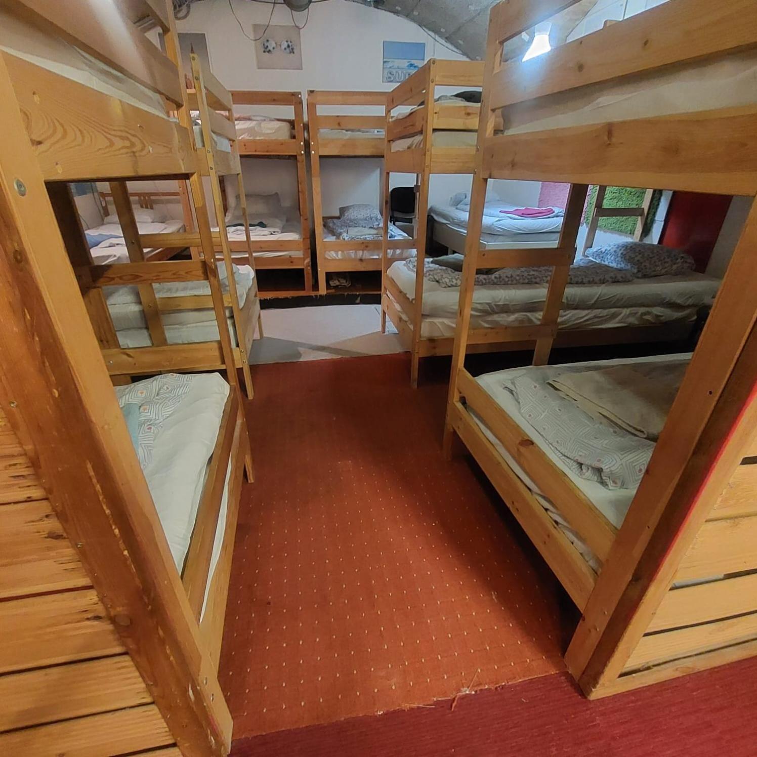 Whole Basement Former Pub For Stag Do, Bachelor House Party Flat Βουδαπέστη Εξωτερικό φωτογραφία